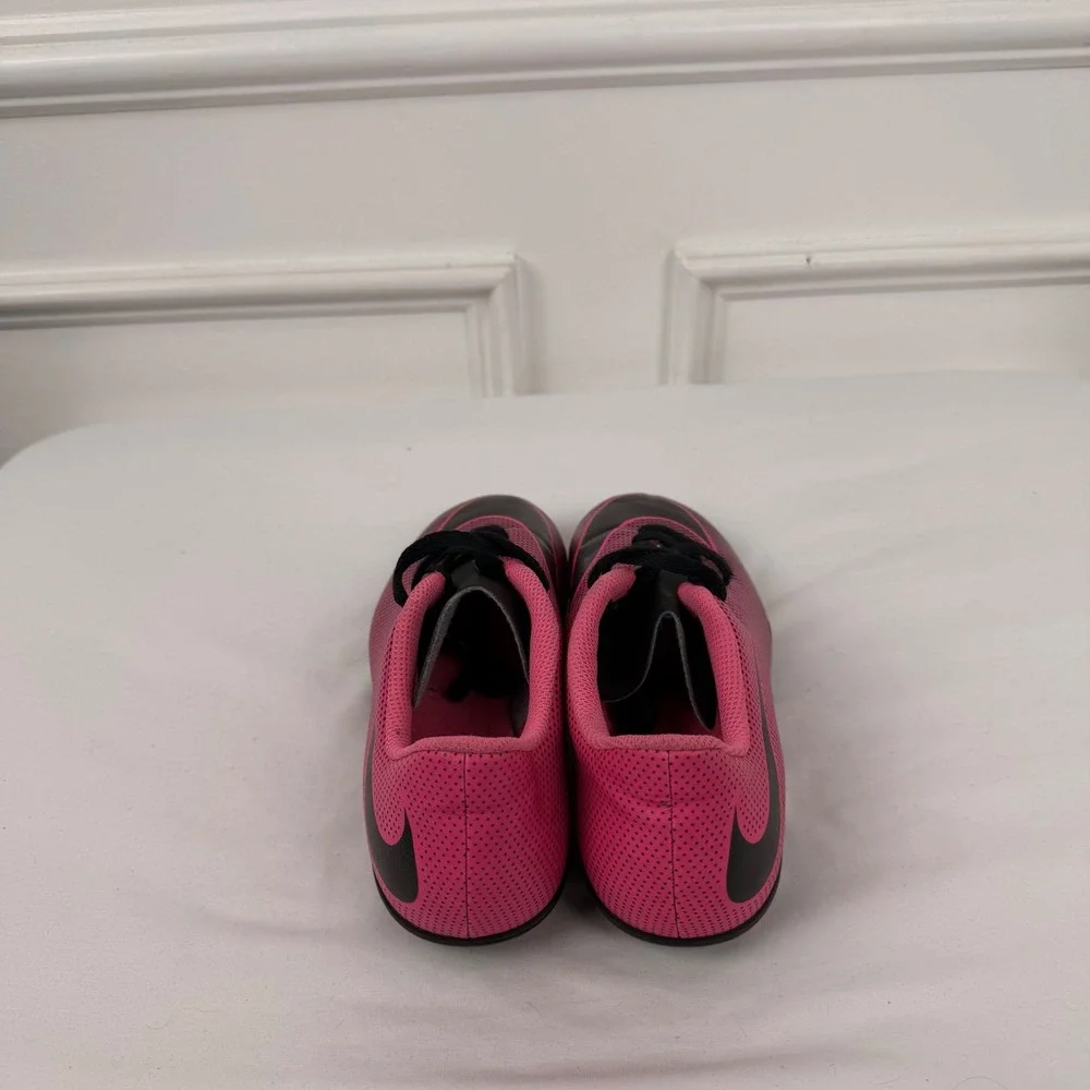 Nike Bravata II FG Kids Soccer Cleats Pink Black 844442-600 Youth Size 1Y